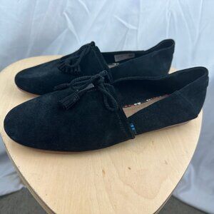 Toms Kelli Black Suede Tassel Flats